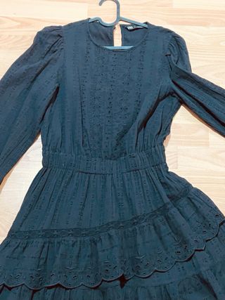 Vestido negro Zara corto