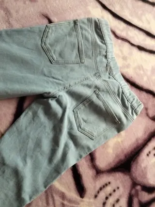 Pantalón vaquero tipo legging