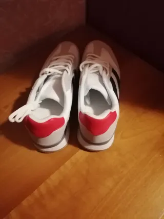 Scarpe sportive tg. 43