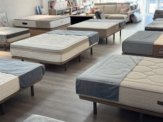 VENTA DE CANAPÉS Y COLCHONES!