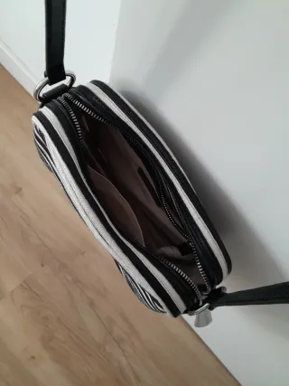 Bolso Bimba y Lola Rayas Blanco y Negro