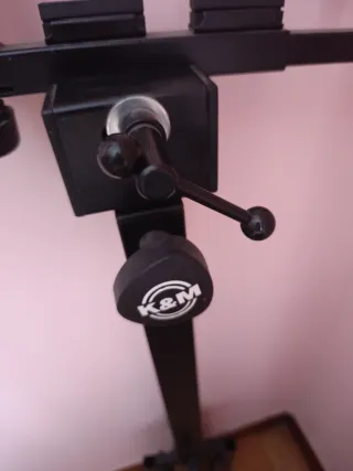 Soporte Acordeón K&M