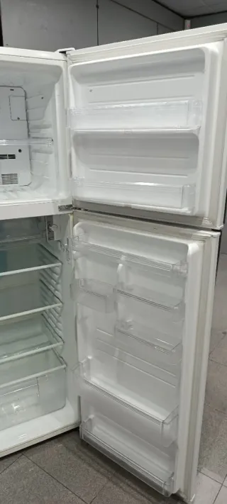 Nevera Sharp No Frost