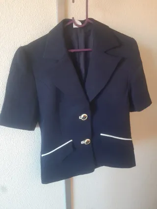 Traje de falda