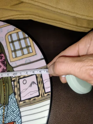 Plato decorativo chino mujeres