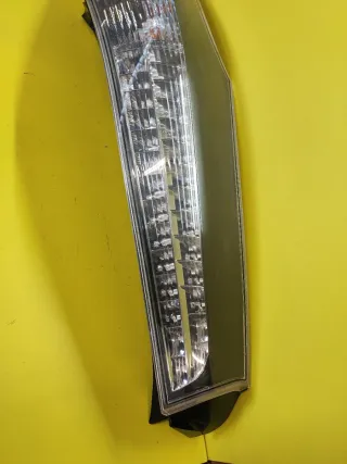 PILOTO TRASERO IZQUIERDO MITSUBISHI GRANDIS