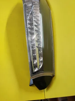 PILOTO TRASERO IZQUIERDO MITSUBISHI GRANDIS