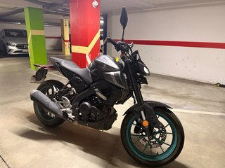 Yamaha MT-125 Negra/Azul Manual