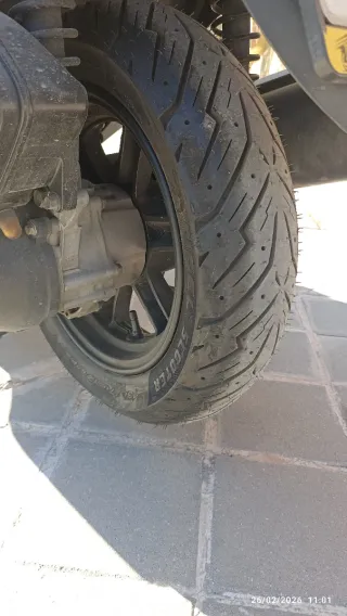 Suzuki Burgman Executive 125cc. Año 2012 Negra