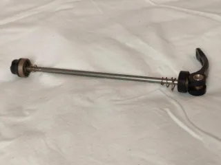 Cierre rápido trasero Hope UK qr 9x135 - Negro