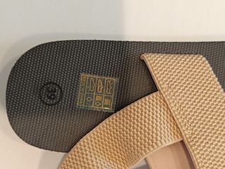 Sandalias de verano con plataforma negra