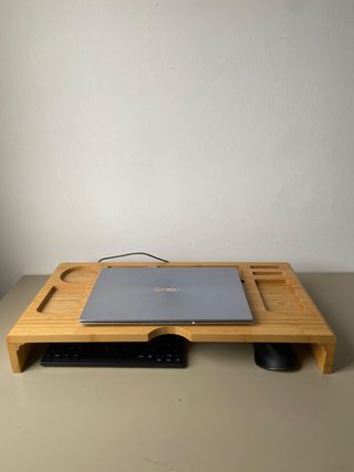 Soporte elevador madera para portátil / monitor