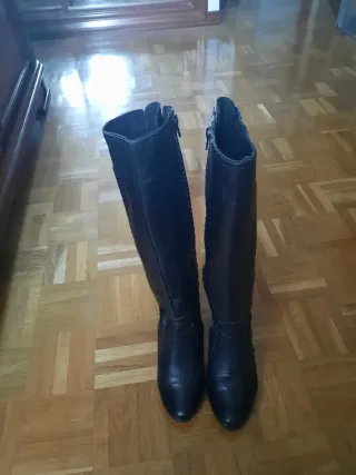 Botas de piel negras mujer