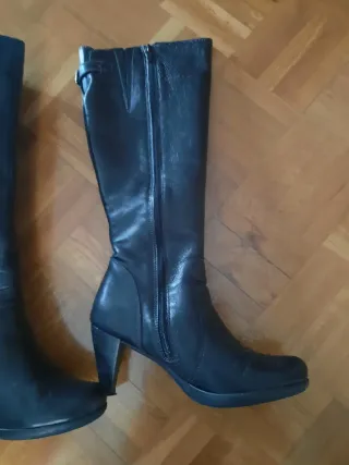 Botas de piel negras mujer
