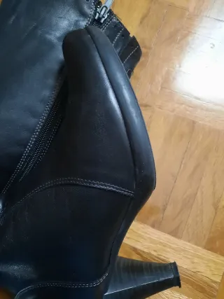 Botas de piel negras mujer