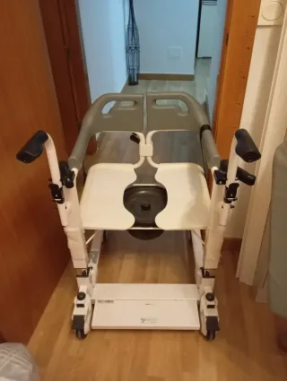 Vendo silla grúa semi nueva poco uso