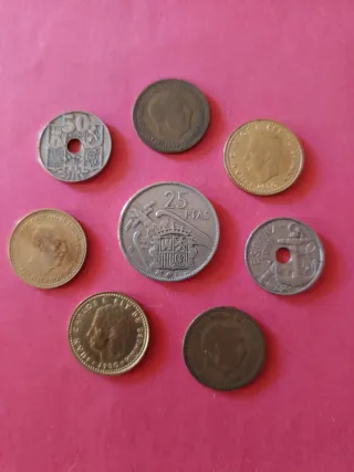 Lote de 8 Monedas Españolas - (E06)