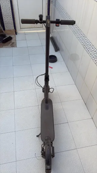 Patinete Eléctrico Xiaomi Essential