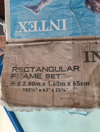 Piscina desmontable azul y blanca