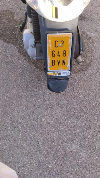 DERBI SONAR Ciclomotor Scooter 2 tiempos