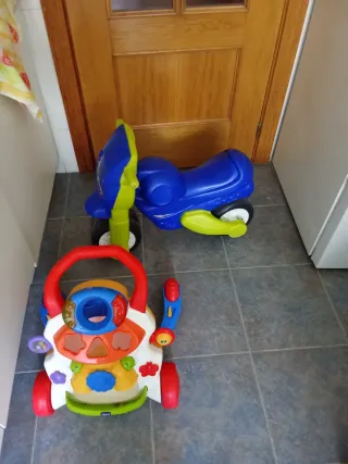 Andador y moto infantil