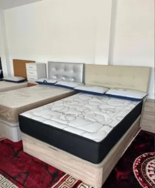 Cama canapé y colchón