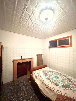 Se vende casa en centro de Borriol.
