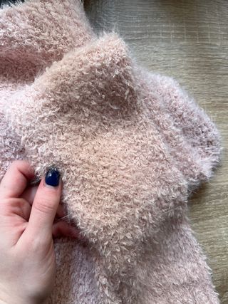 Jersey rosa palo peludo crop top