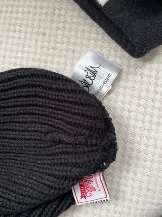 Gorro SikSilk Negro y Dorado