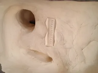 Figura antigua carbonera