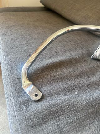 Asidero trasero Vespa Primavera Plata