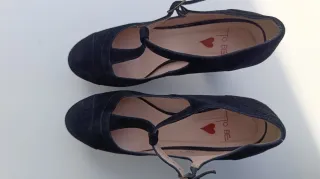 Zapatos invitada piel negra, Talla 36. Marca To Be