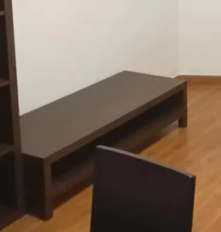 Mesa TV IKEA LACK negro-marrón 160x35x36