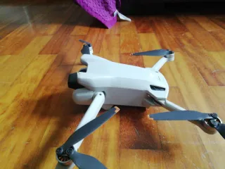 Dron DJI Mini 3