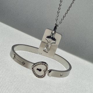 Bracciale e Catenina con Chiave