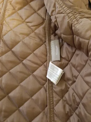 Chaqueta acolchada dorada estilo Barbour