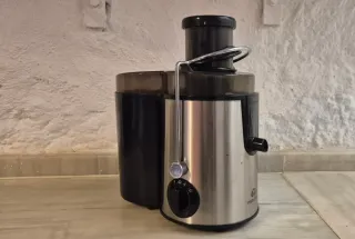Extractor de jugos Mandine