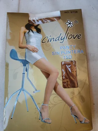 Conjunto de medias y leotardo,enteras y medias.