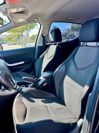 Peugeot 308 1.6HDi 110cv Sport 2010 220.000km