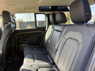 Land Rover Defender 2020