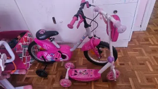 Bici y Patinete Rosa Minnie Mouse