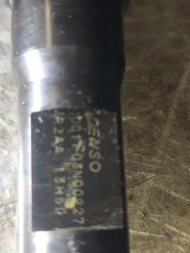 Inyector Mazda 2.2d R2AA13H50