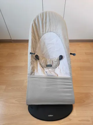 Hamaca BabyBjörn con 4 fundas y juguete original.