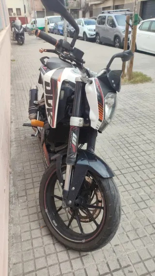 KTM Duke 125