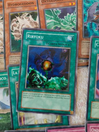 Baraja de Estructura Cólera de Dinosaurio YuGiOh