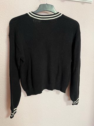 Jersey H&M Negro Cuello Pico Rayas