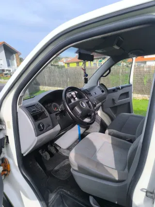 Volkswagen Transporter T5 2003