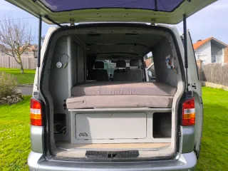 Volkswagen Transporter T5 2003