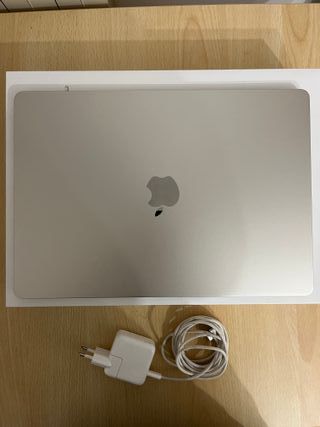 MacBook Air 15 M2 2023 - Ottimo Stato