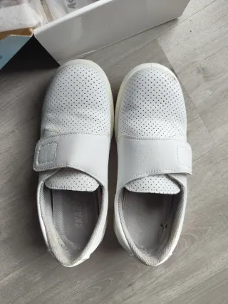 Zapatos de seguridad sanitarios